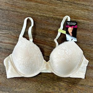 Ivory bra Maidenform NWT